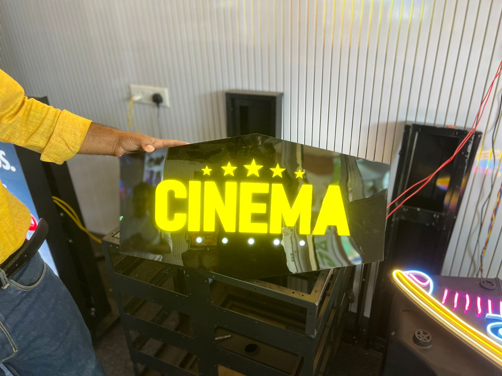 Solar Rotating Signage